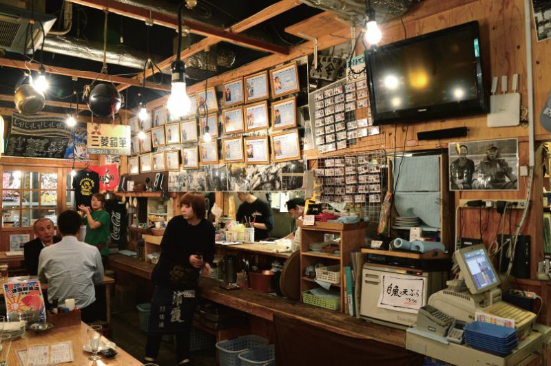 tiệm Tsuda Sengyoten chợ Sendai